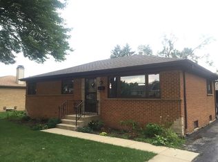 2010 W Lincoln St, Mount Prospect, IL 60056