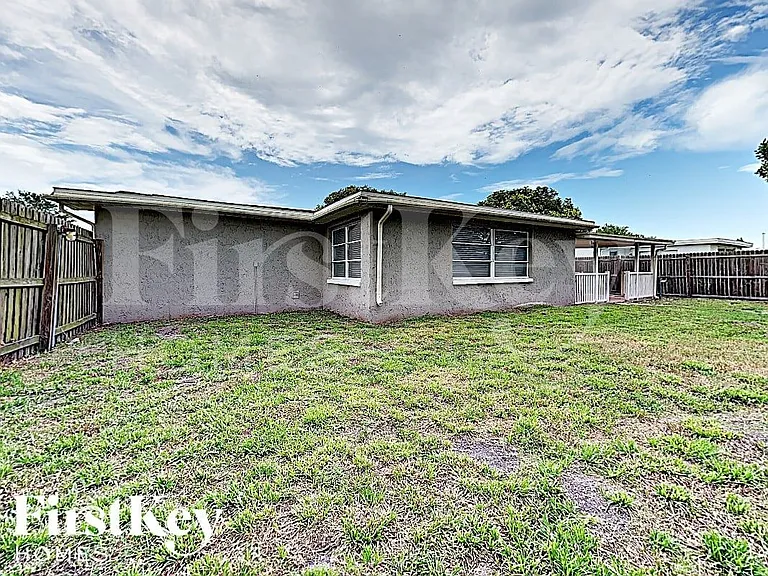 9220 Lido Ln — Photo 15
