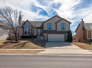 18941 W 160th Ter, Olathe, KS 66062