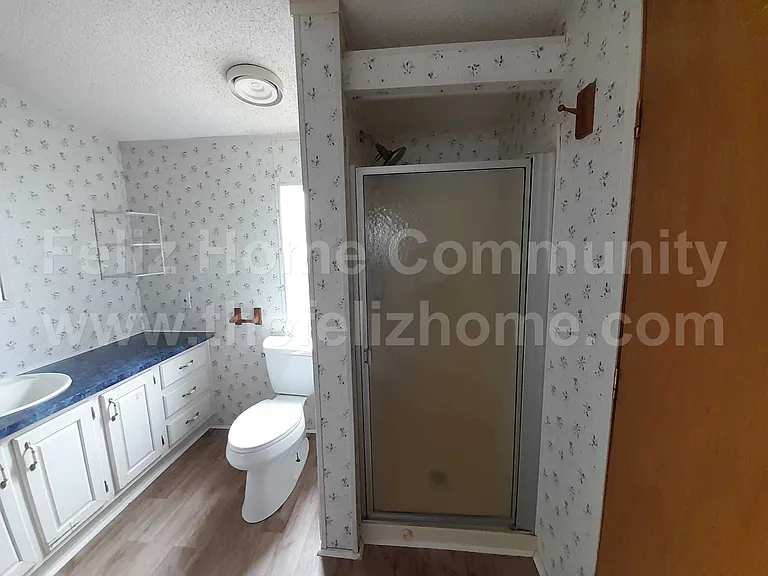 4-6016 Glade Rd #4 — Photo 11