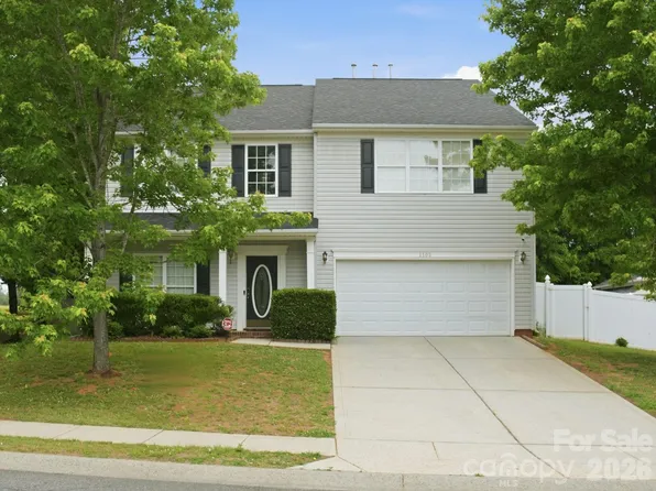 1103 Ross Brook Trce, York, SC 29745