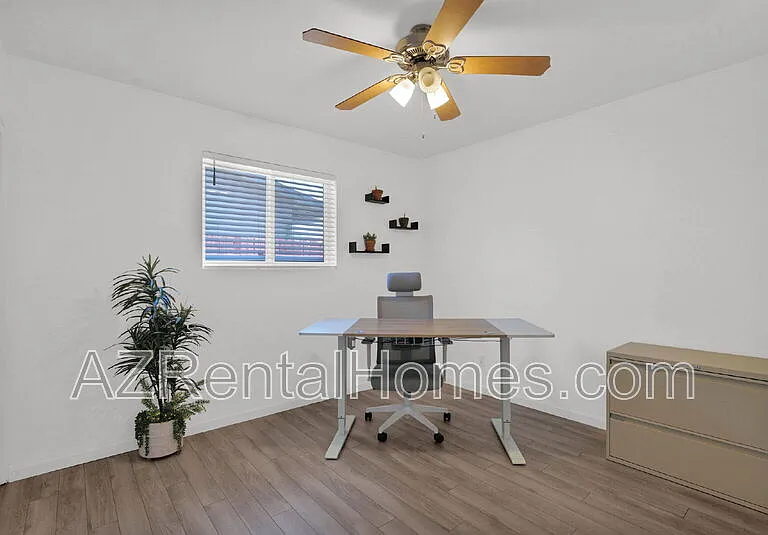 1745 W Capri Ave — Photo 17