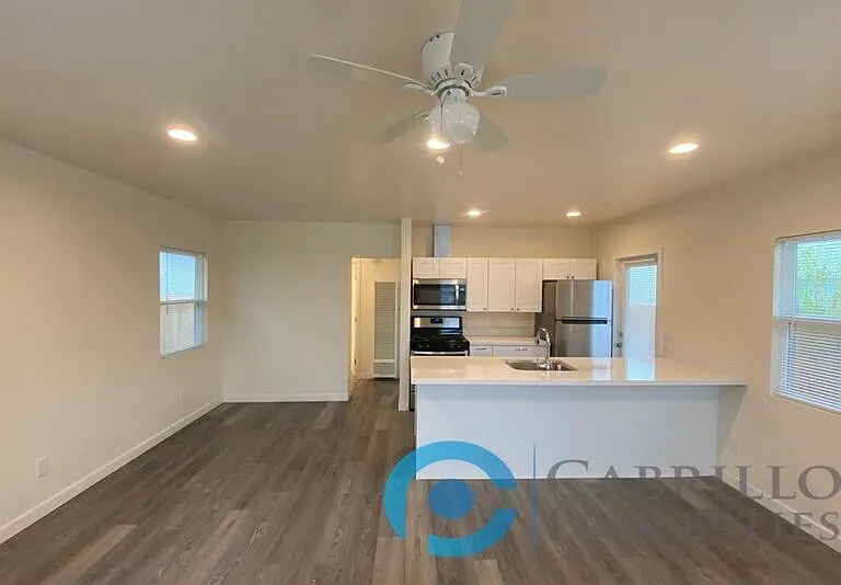 4132 Utah St — Photo 2