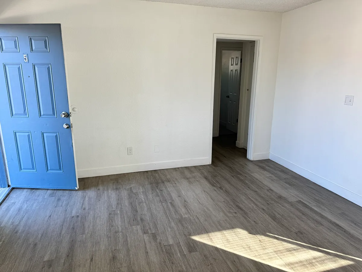 Building Photo - 3941 E Calle De Ricardo #5