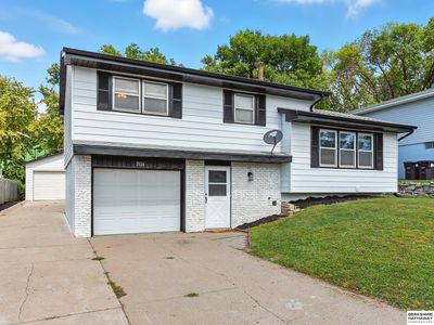 7524 Bauman Ave, Omaha, NE, 68122