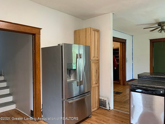 5th image of 2313 N Bond St