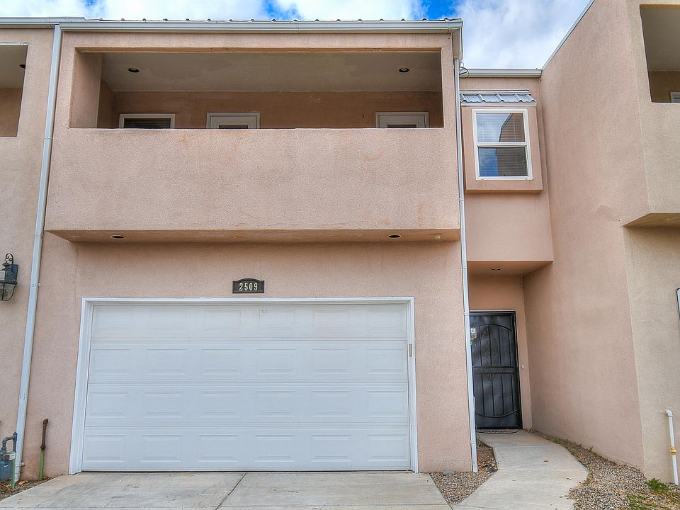 1st image of 2509 Alamogordo Dr NW