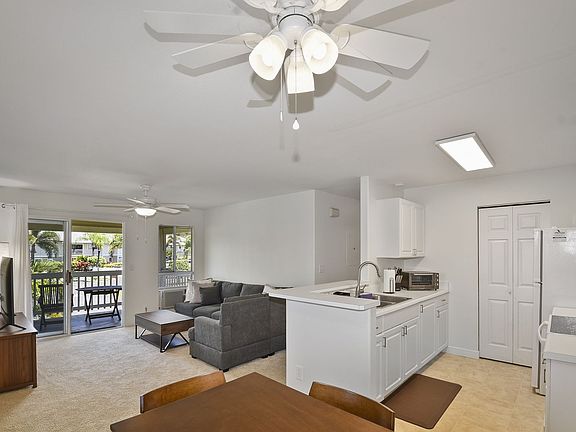 2nd image of 75-6081 Alii Dr APT B203