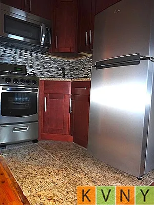 Rented by KVNY Soho | media 40