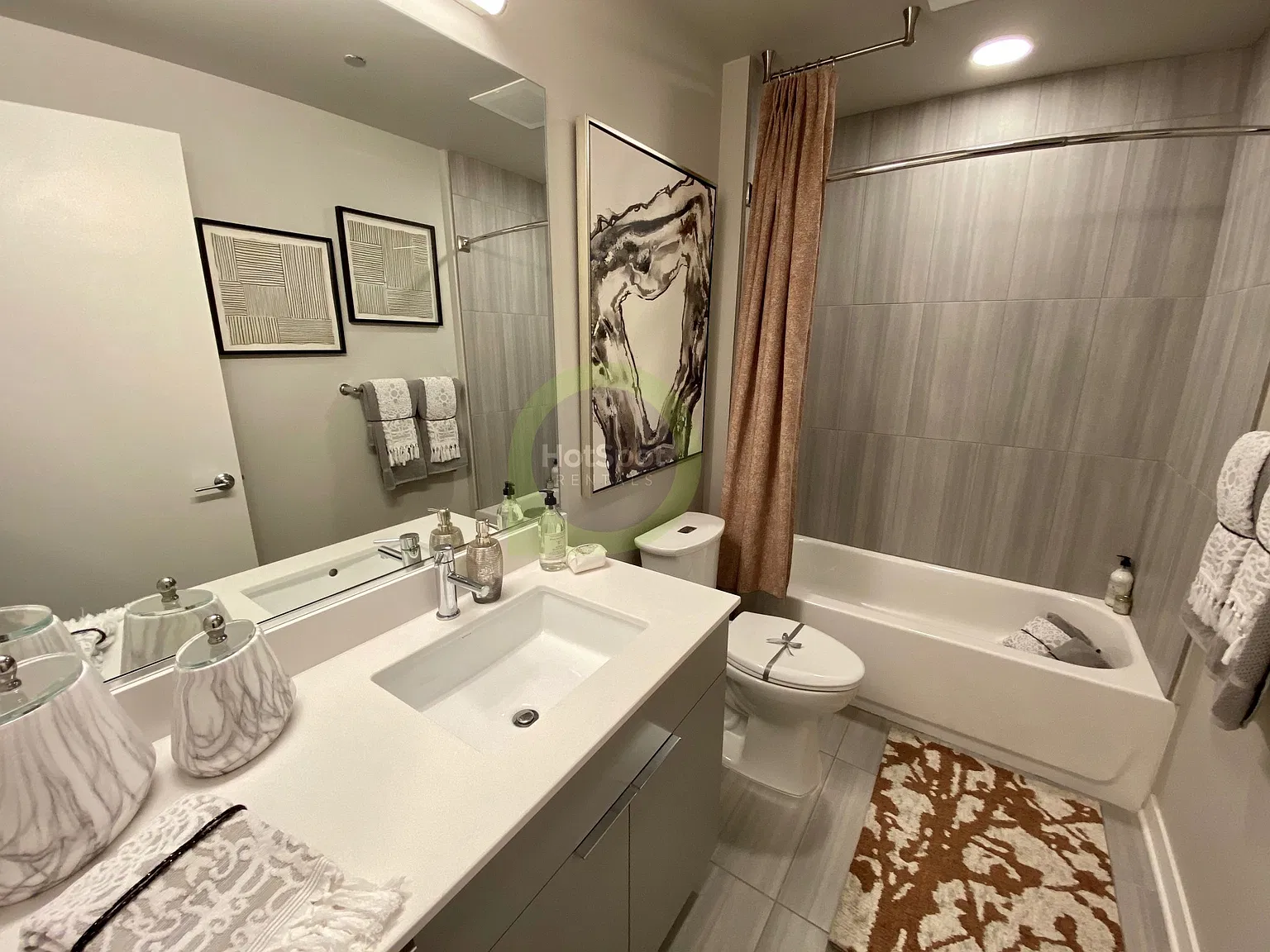 Studio, $2,069 — Photo 2