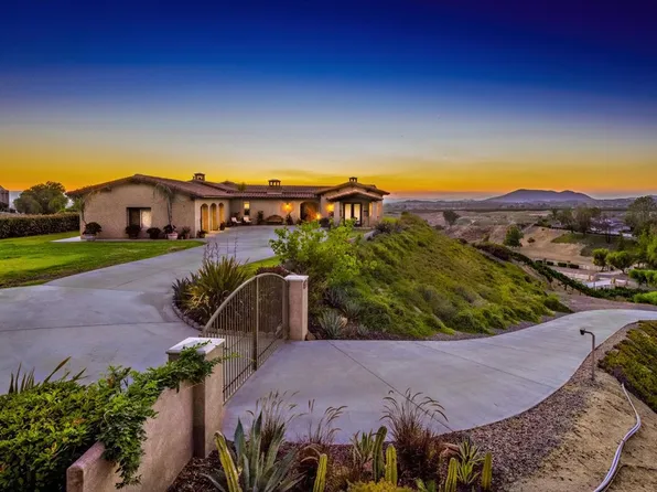 37605 Via De Los Arboles, Temecula, CA 92592