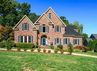 3909 Hemsbury Way, Raleigh, NC 27612