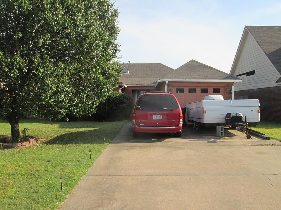 1st image of 756 Long Leaf Dr
