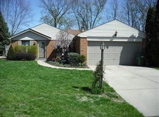 78 Cherry Dr, Springboro, OH 45066