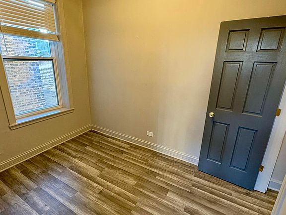 2nd image of 1254 N Bosworth Ave #2R