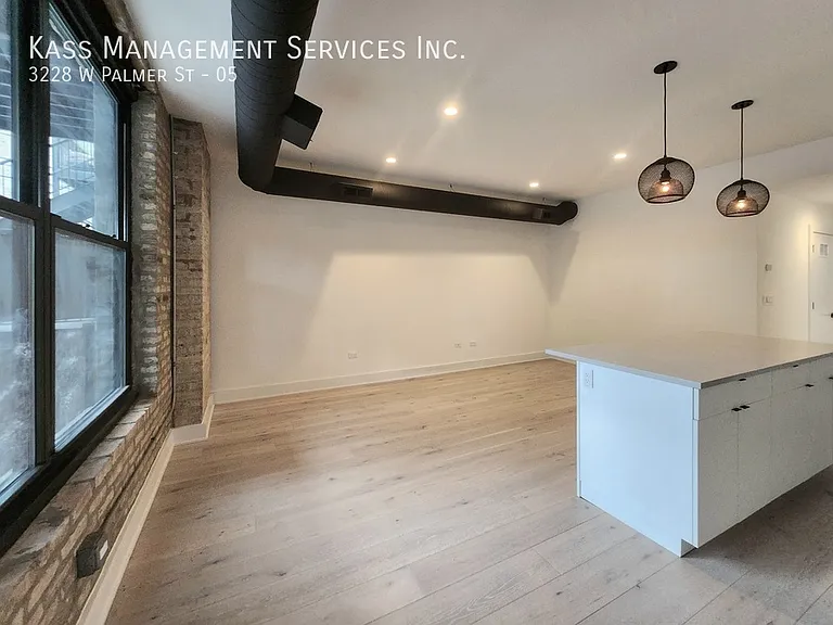3228 W Palmer St #5 — Photo 4