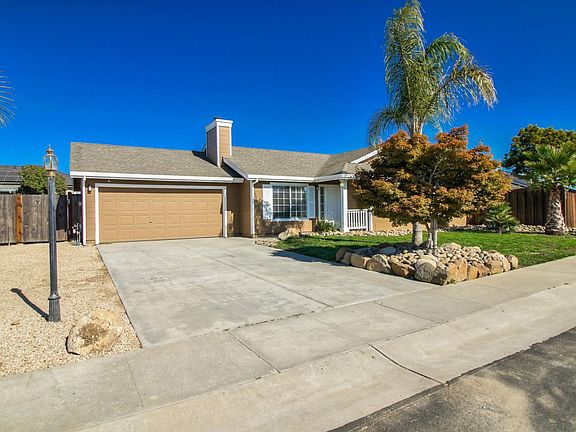 2nd image of 12985 Rose Ct