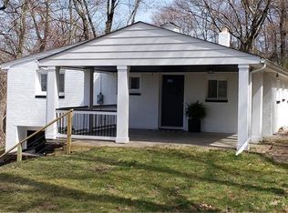1340 Lindbergh Ave, Aliquippa, PA 15001