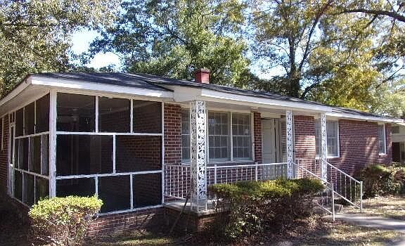 4th image of 515 Rosewood Dr