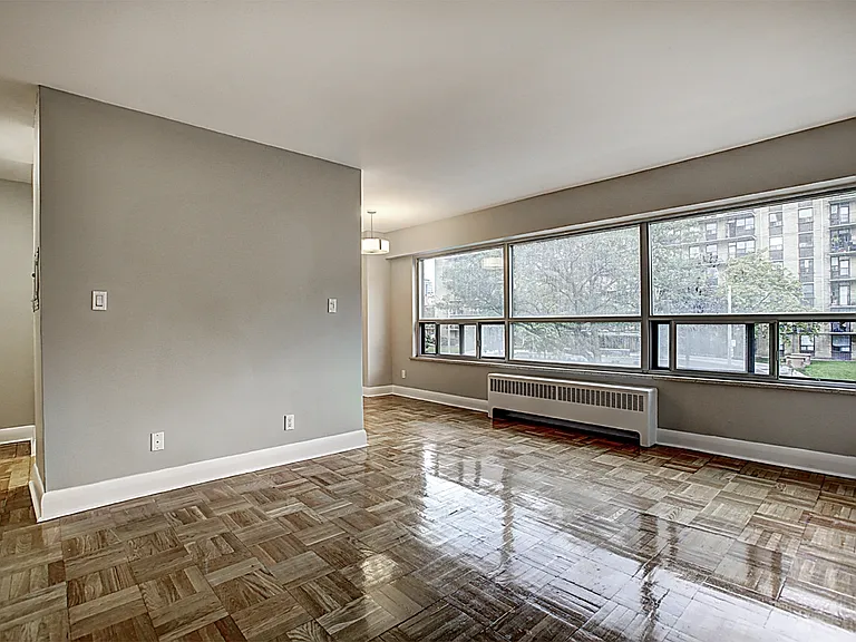 118 Tyndall Ave — Photo 30