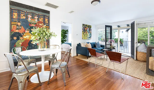 1 bed, 704 sqft, $3,550 — Photo 3