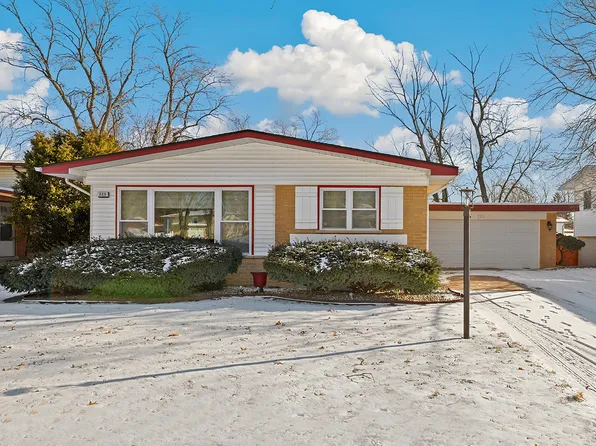 223 W Rainbow Dr, Glenwood, IL 60425