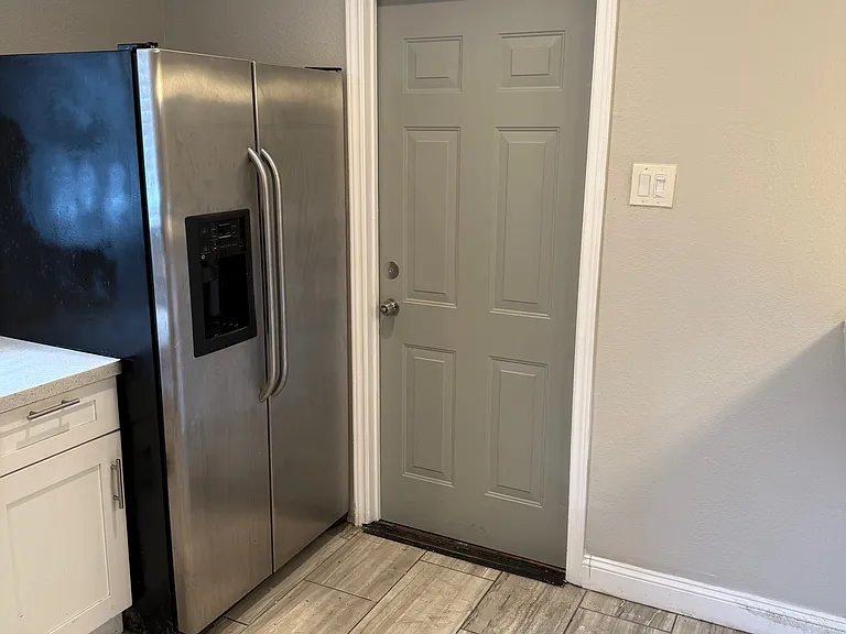 6310 Belarbor St — Photo 40