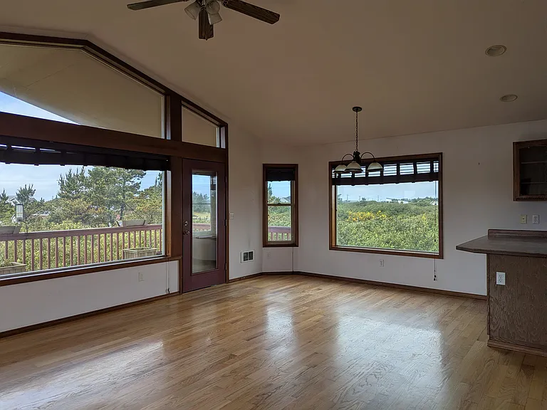 1003 Greenview Ave SW — Photo 18