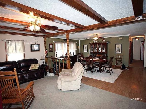 2nd image of 555 Jay Dr