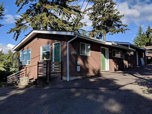 1800 Lakeway Dr Photo 1