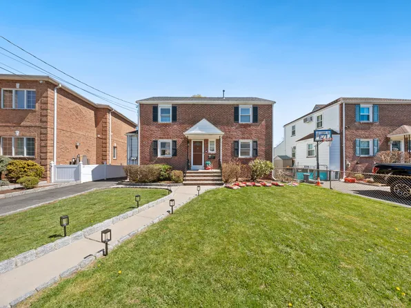 6 2nd St #2, North Arlington, NJ 07031