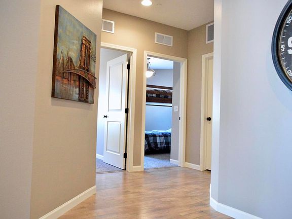 4th image of 455 240th Ave #206