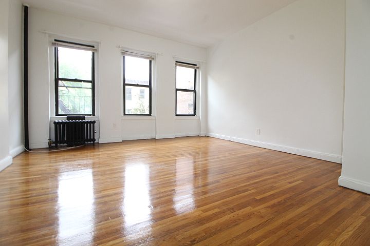 1st image of 485 Saint Johns Pl APT 2