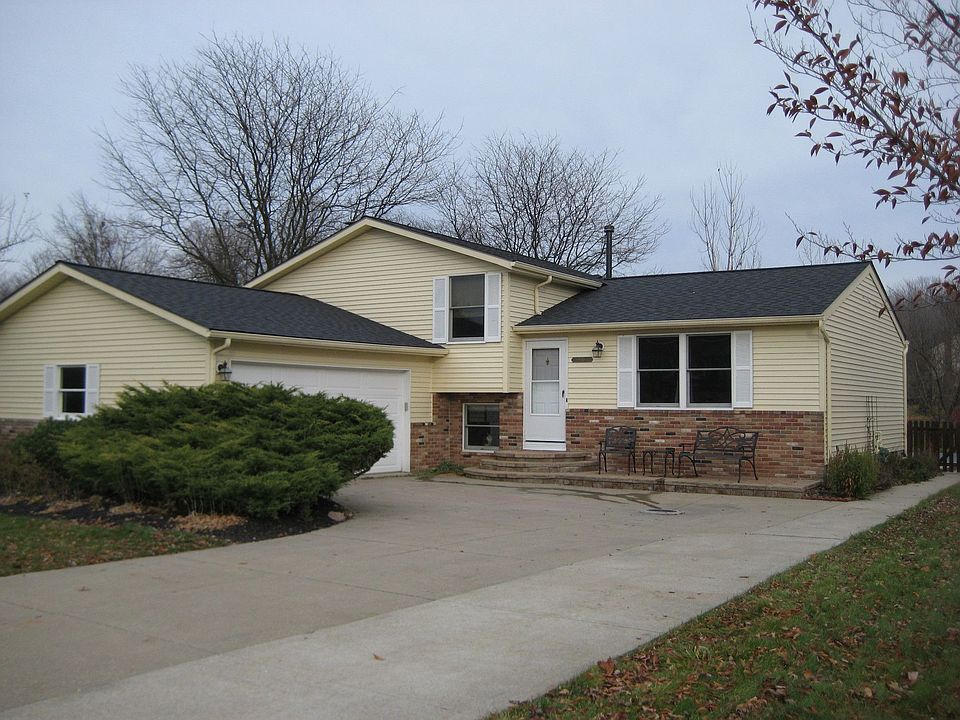 1st image of 8795 Crow Dr