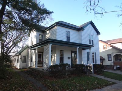 121 W State St, Athens, OH, 45701
