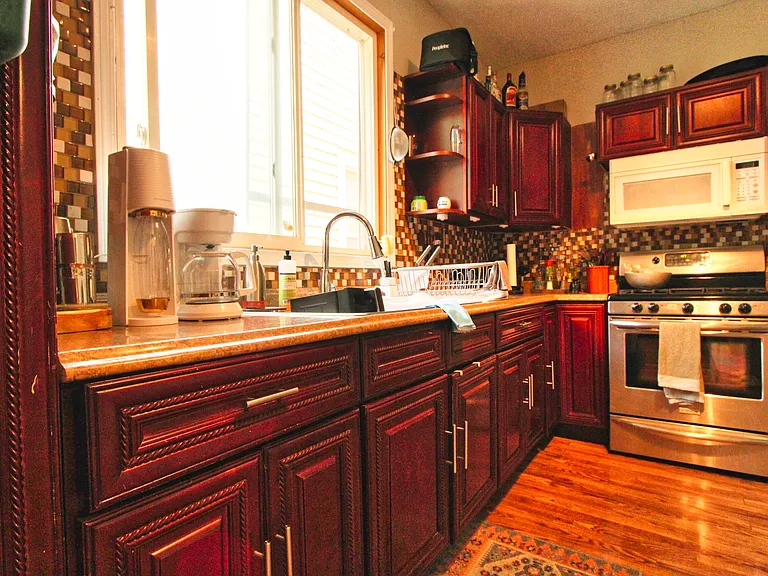 1287 West Ave #1 — Photo 3