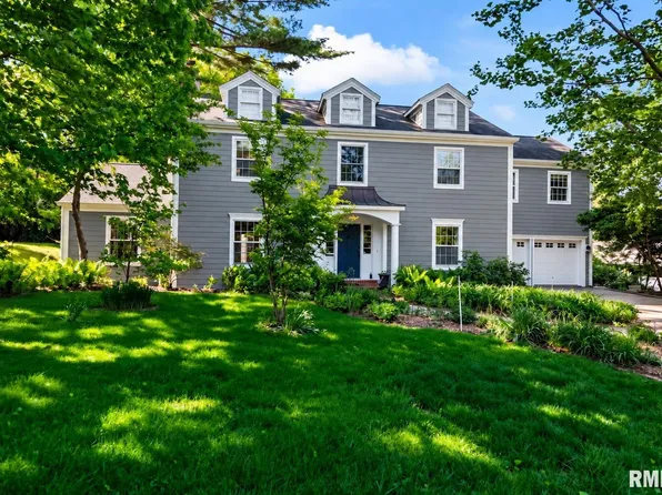 10 Sunset Ln, Leland Grove, IL 62704