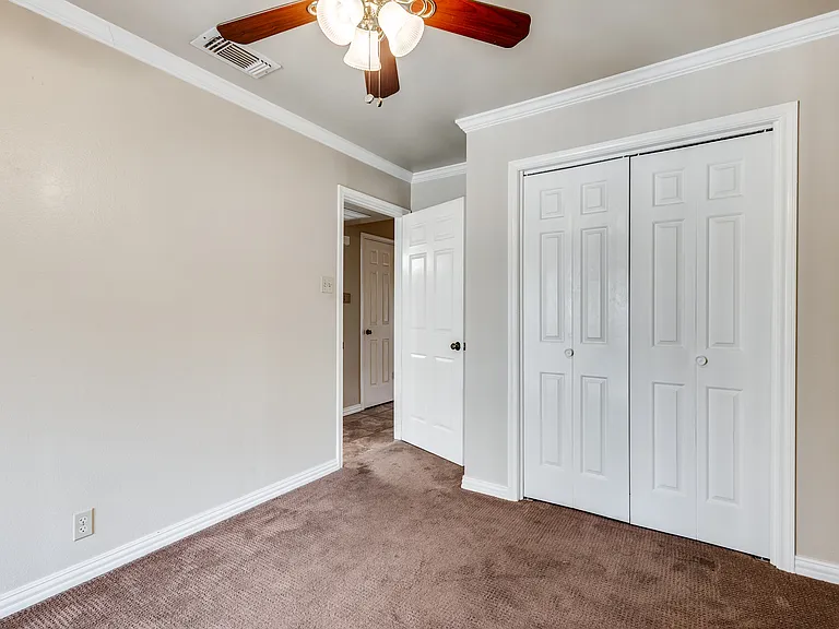 4212 Medical Dr #711 — Photo 5