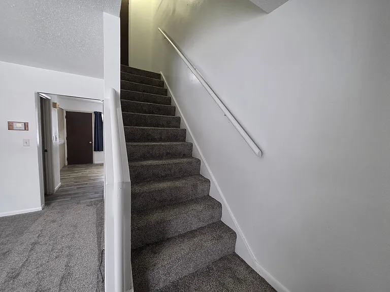 342 E Park Ave — Photo 17