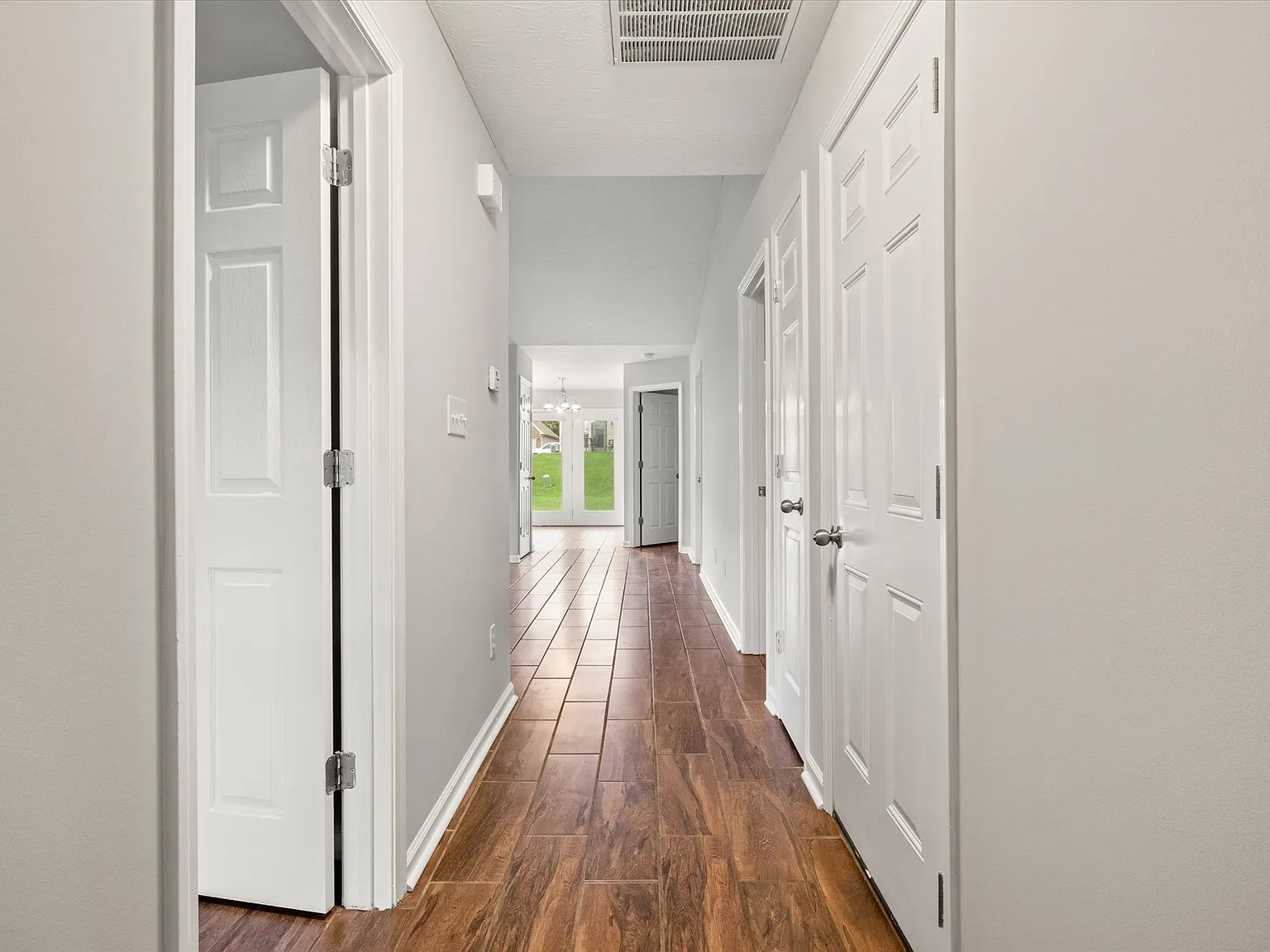 114 Grisham Drive - 1 — Photo 3