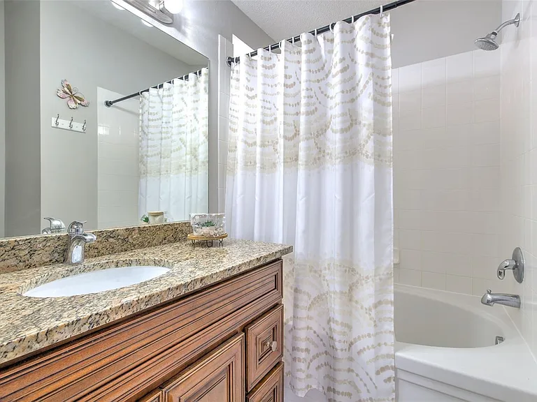 6043 Pointe Pleasant Blvd — Photo 5