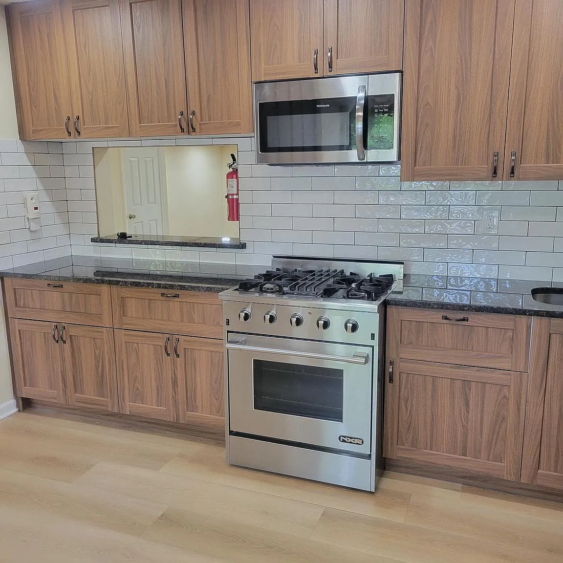 2 bed, 2.5 bath, 1510 sqft, $2,600 — Photo 3