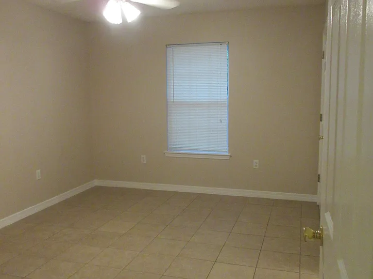 Niceville Ave — Photo 9