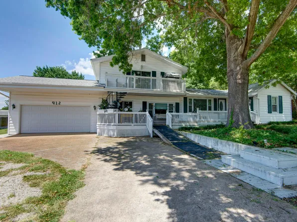 912 Parkview Drive, Hollister, MO 65672