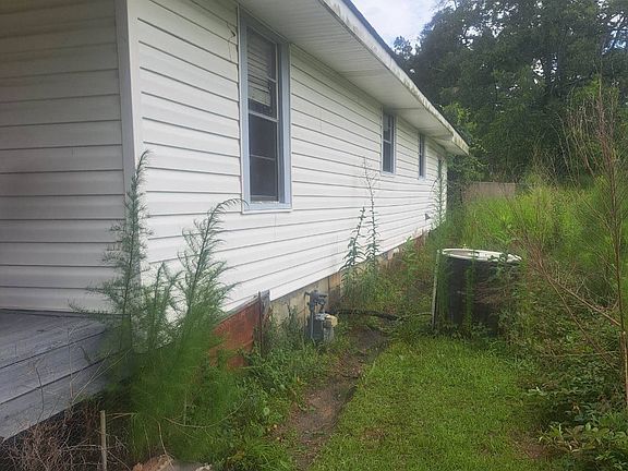 4th image of 809 Maude Ave