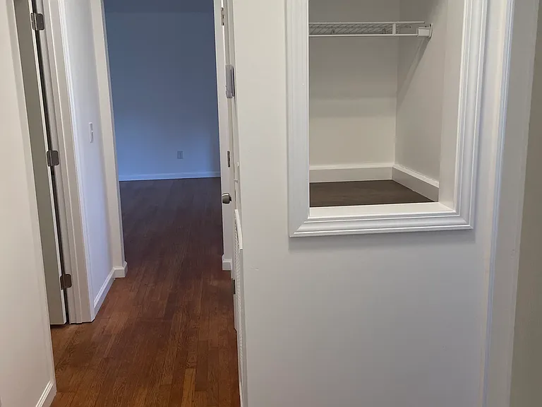 4006 Eastwood Dr — Photo 10