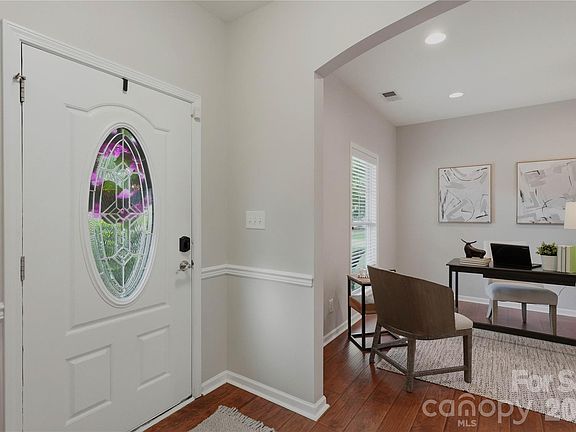 4th image of 1533 Ridge Haven Rd