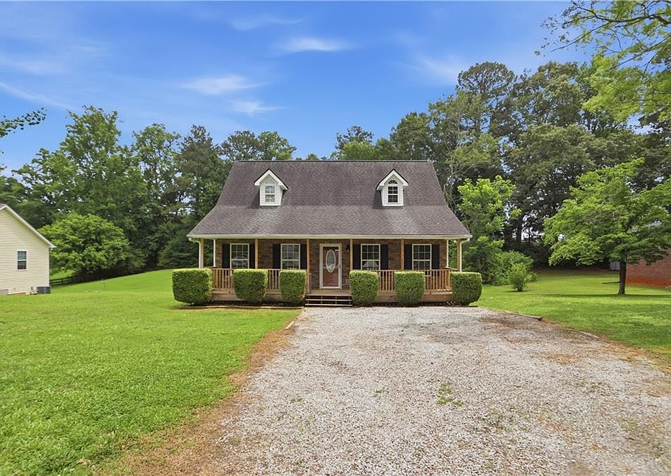 1st image of 345 Rainey Rd