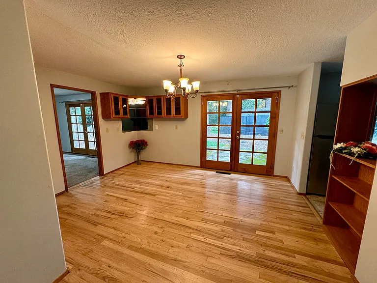 5626 SW Fernbrook Way — Photo 1