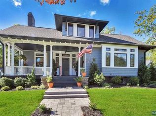 276 Orchard Pl, Ridgewood, NJ 07450